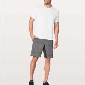 Lululemon Grey T H E Training Shots XL